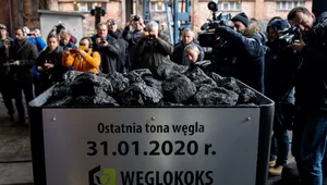 Miniatura: Polska eliminuje węgiel, a świat...