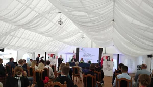 Miniatura: Sympatia, życzliwość i... brak wiedzy?...