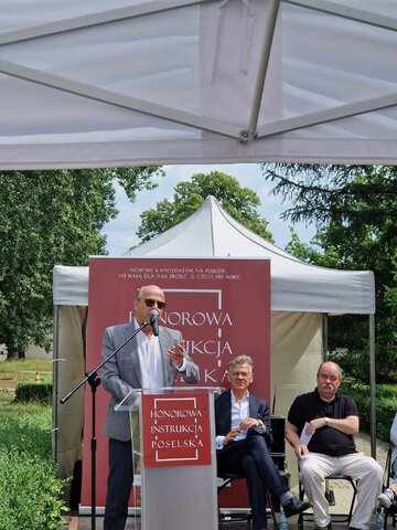 Debata "Honorowa instrukcja poselska" 