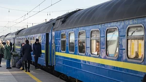 Miniatura: Rosjanie ostrzelali pociąg z grupą...