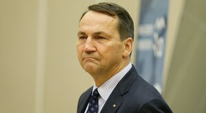 Miniatura: Ameryka wybrała Trumpa. Sikorski wydał...