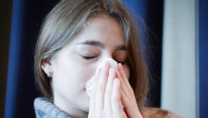 Zakażenie COVID-19 może uodparniać na przeziębienia? Nowe badania