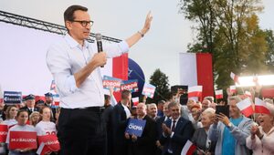 Premier do Zełenskiego: Niech pan nie waży się obrażać Polaków