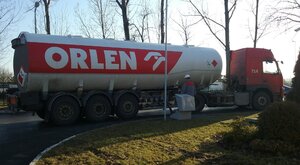 Miniatura: 100 tys. litrów paliwa miesięcznie. Orlen...