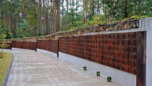 Miniatura: Dzień Pamięci Ofiar Zbrodni Katyńskiej....