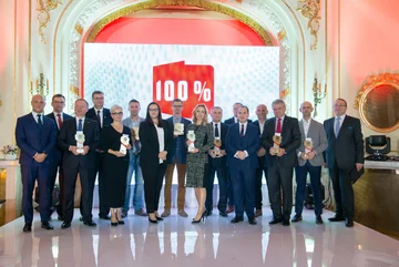 Podczas uroczystej gali zorganizowanej w hotelu Polonia Palace w Warszawie, wręczono nagrody w konkursie 100% Polski Produkt organizowanym przez tygodnik „Do Rzeczy”. 