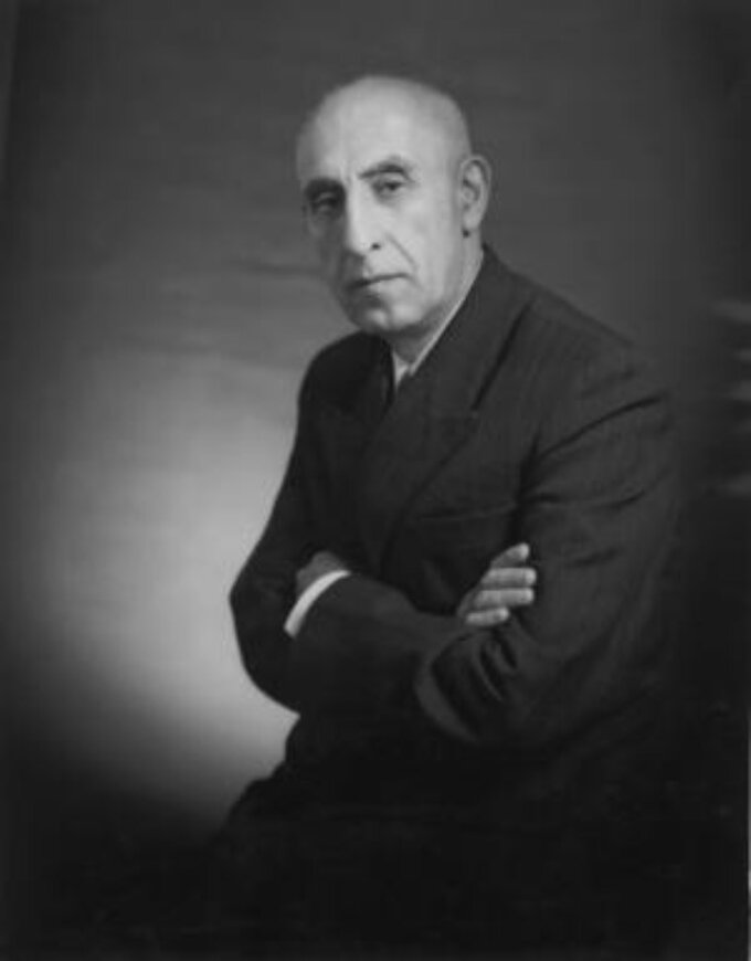 Prmier Iranu, Mohammad Mosaddegh