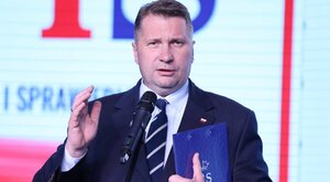 Miniatura: Czarnek zapowiada, że Onet "przestaje...