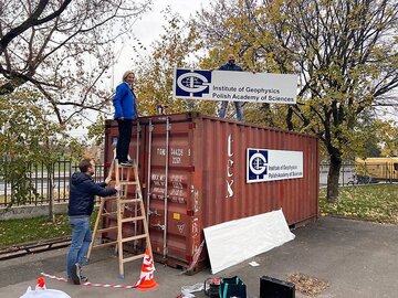 Pakowanie sprzętu na&nbsp;wyprawę na&nbsp;Antarktydę