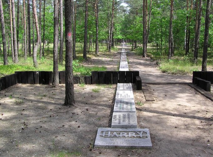 Stalaf Luft III&nbsp;Zagań. Upamiętnienie wejścia i&nbsp;przebiegu tunelu &bdquo;Harry&rdquo;, kt&oacute;rym część jeńc&oacute;w wyszli na&nbsp;wolność