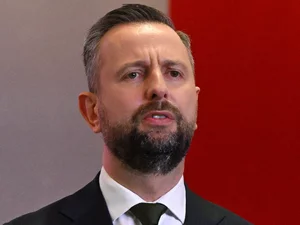 Miniatura: Burza wokół traktatu z Wielką Brytanią....