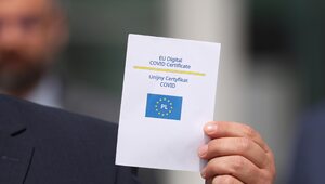 Komisja Europejska skróciła termin ważności certyfikatu covidowego