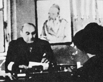 Adam Czerniak&oacute;w
