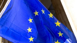 Miniatura: Cyfrowa pułapka Brukseli: rozszerzenie UE...