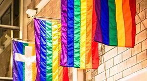 Kościelna kolaboracja z ruchem LGBT. Stanowcze słowa biskupa Schneidera