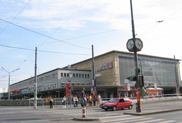 Dworzec Wien S&uuml;dbahnhof w&nbsp;l. 1956&ndash;2009. (Zdjęcie z&nbsp;2005&nbsp;r.)