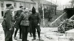 Miniatura: Komendant Auschwitz stracony w......