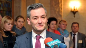 Miniatura: Z którym politykiem Polacy najchętniej...