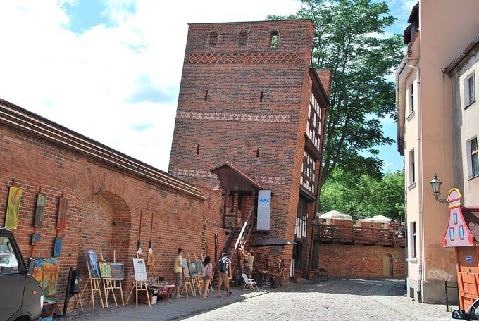 Krzywa wieża w Toruniu