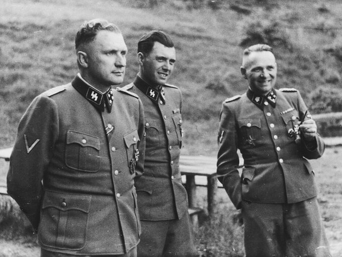 Richard Baer, Josef Mengele i Rudolf Hoess w Auschwitz