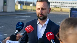 Miniatura: "Niedopuszczalne słowa". Szef MON:...