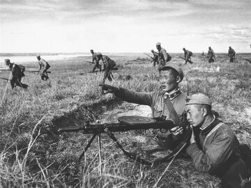 Mongolska piechota w&nbsp;czasie bitwy nad Chałchin-Goł