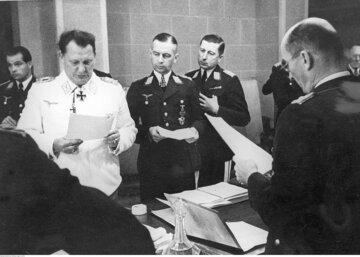 G&ouml;ring wydaje rozkazy dla&nbsp;Luftwaffe na&nbsp;froncie wschodnim. 1941&nbsp;r.