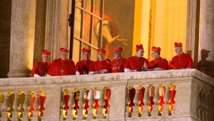 Miniatura: Media o abdykacji Franciszka. "Następne...