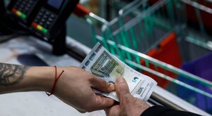 Miniatura: Nowy kraj w strefie euro. Chrześcijańskie...