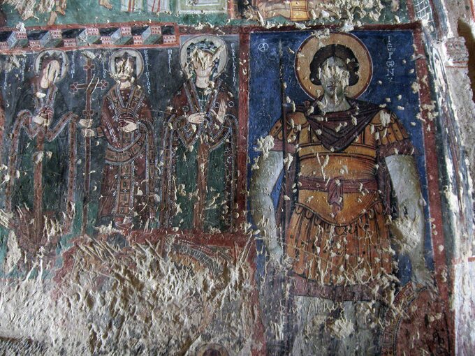 Freski uszkodzone w czasach panującego w Bizancjum ikonoklazmu