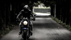 Miniatura: Bezpiecznie na motocyklu