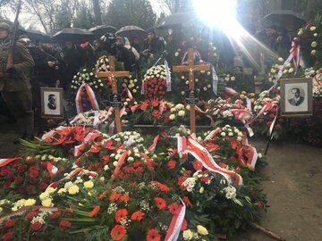 Pogrzeb płk. Matuszewskiego i&nbsp;mjr. Rajchamna na&nbsp;Wojskowych Powązkach