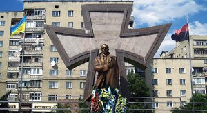 Miniatura: Ukraina idzie na twardy nacjonalizm