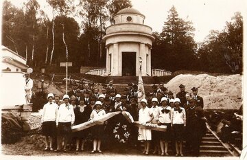 Budowa Cmentarza Orląt we&nbsp;Lwowie -&nbsp;pielgrzymi z&nbsp;Gdańska.