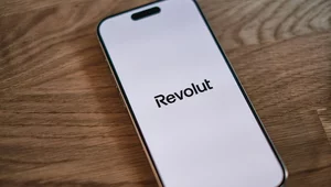 Miniatura: Wyciek danych z Revoluta. Oszuści podszyli...
