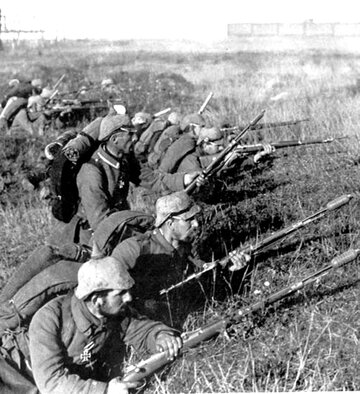 Niemieccy żołnierze w&nbsp;czasie bitwy nad Marną w&nbsp;1914&nbsp;r.
