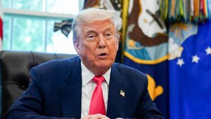 Miniatura: "Narody gniją, przywódcy są słabi". Trump...