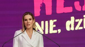 Miniatura: Pierwsza dama ruszyła do działania. Nowe...