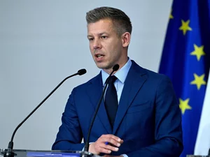 Miniatura: "Nowa era wymaga nowego podejścia". Węgry...