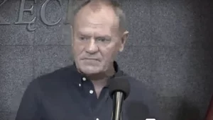 Miniatura: Morawiecki: Ta powódź cały czas tutaj jest