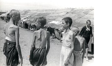 Polskie dzieci, kt&oacute;rze przeżyły sowiecką deportację i&nbsp;zesłanie, Pahlevi, Persja, 1942&nbsp;r.