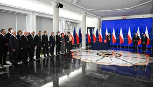 Miniatura: Gra poza planszą