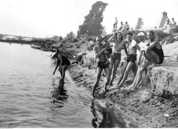 Plaża w Warszawie Plaża Braci Kozłowskich, czas wykonania zdjęcia nieustalony.