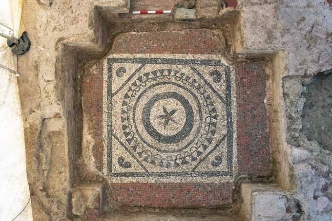 Mozaika z czasów rzymskich odkryta w Londynie