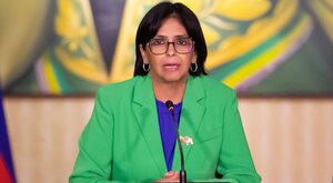 Miniatura: Czystka na najwyższych szczeblach władzy....