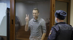 Nawalny: Nienawidzę Jelcyna, bo wyniósł Putina do władzy