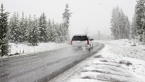 Miniatura: Bezpieczna zima dla kierowców
