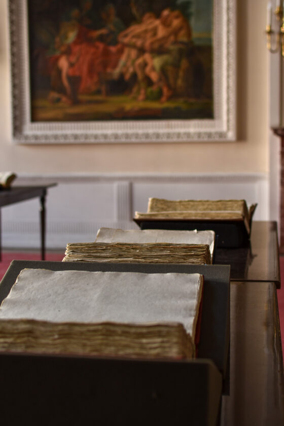 Trzy egzemplarze Konstytucji 3 Maja przechowywane w Archiwach Państwowych: Archiwum Głównym Akt Dawnych 