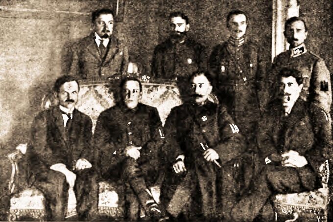 Rząd Ukraińskiej Republiki Ludowej w 1920: Symon Petlura siedzi w środku