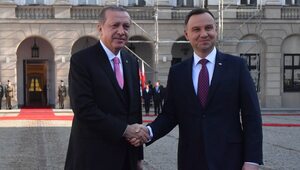 Miniatura: Zwrot Polski w kierunku Turcji i Chin?...
